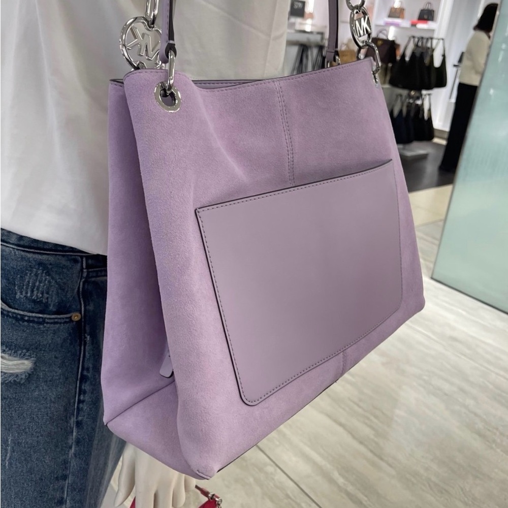 MICHAEL KORS Christina Large Suede Shoulder Bag
Light Quartz 
NWT - Picture 11 of 12